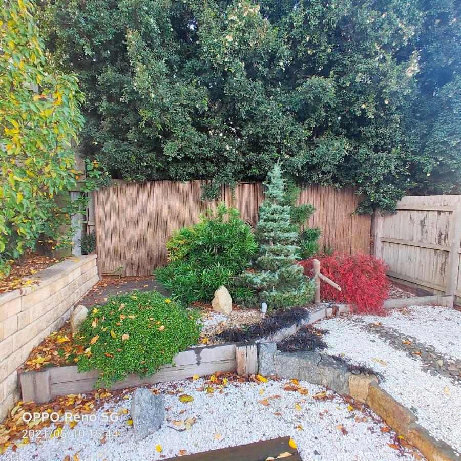 Japanese Bonsai Garden 2 Rooms Narre Warren Buitenkant foto